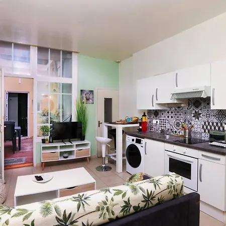4 Voyageurs-terrasse Apartment Carcassonne